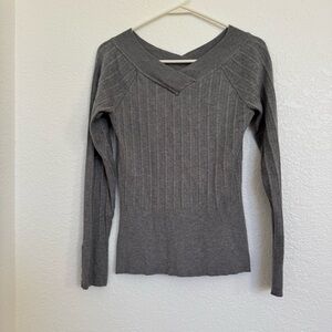 White House Black Market Light Gray Ribbed Sweater